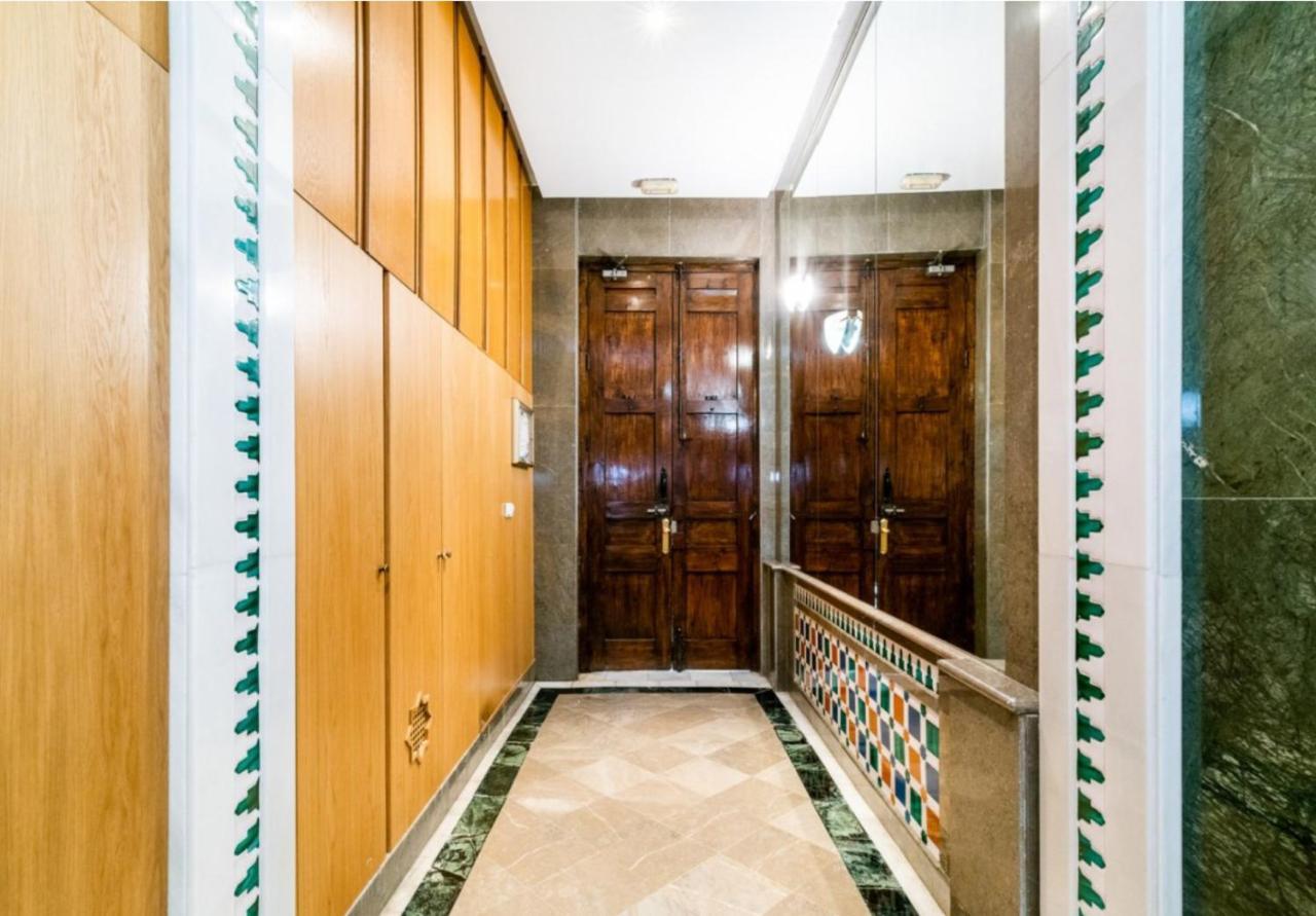 - Apartamento En Gran Via - Qh Reyes Catolicos — Photos 1